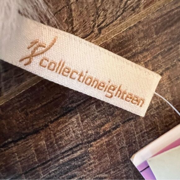 Women’s Faux Fur Scarf by Collection Eighteen NWT🏷 - Picture 12 of 12